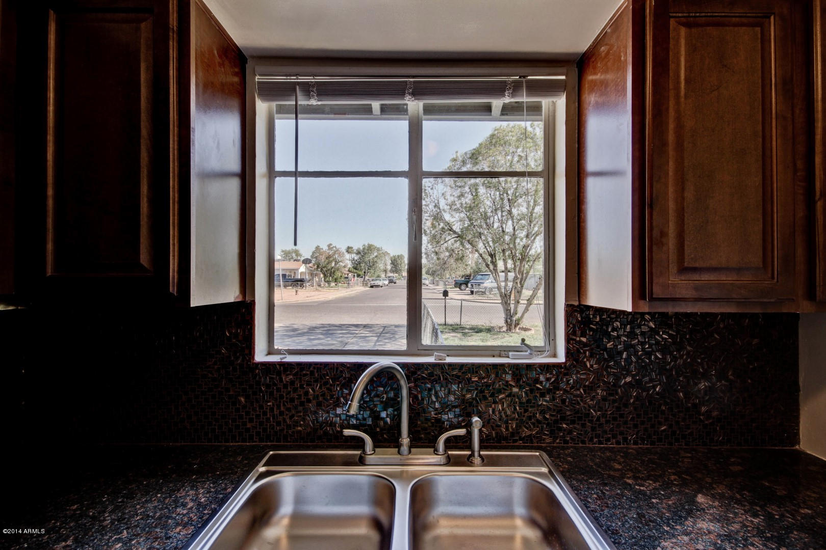3837 West Cheery Lynn Road Phoenix, AZ 85019 - Photo 7 of 26 Cheery Lynn (13)