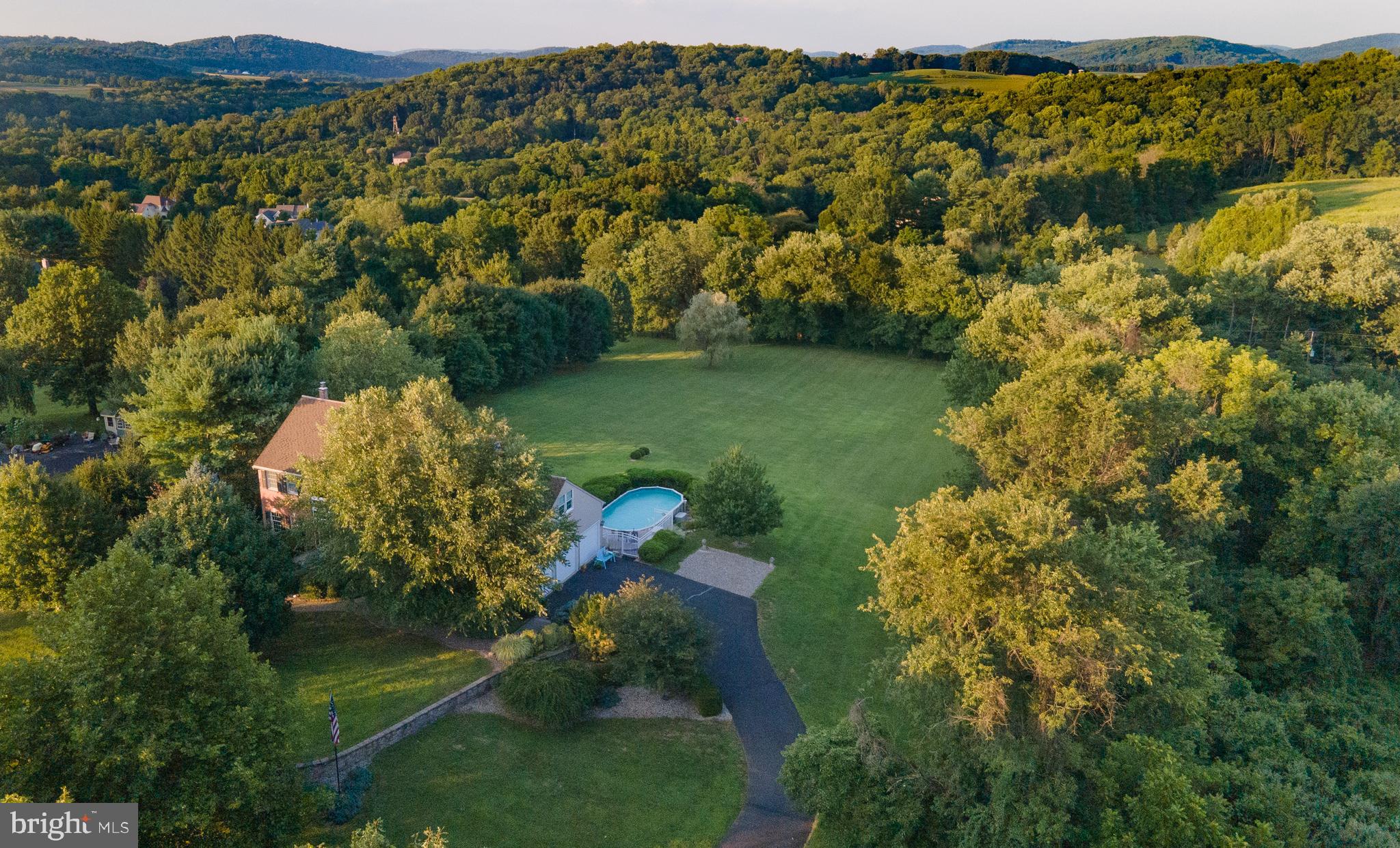 220 Valley View Road Riegelsville, PA 18077 - Photo 12 of 34 Color your world