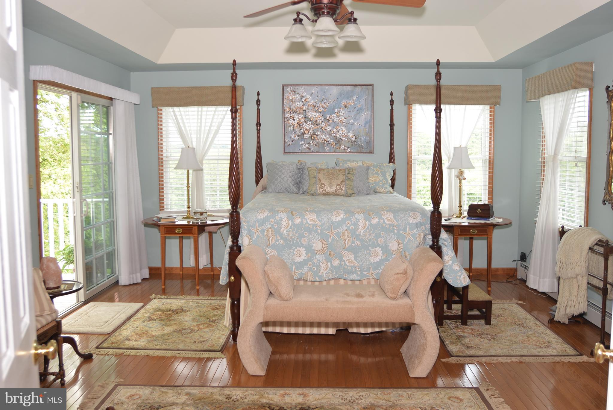 220 Valley View Road Riegelsville, PA 18077 - Photo 25 of 34 Master bedroom - gleaming hardwood floors