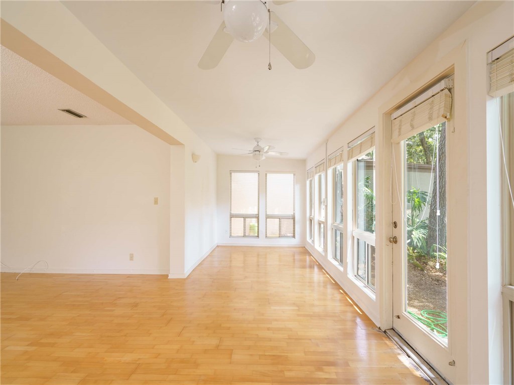 3309 Sea Marsh Road, Unit 3309 Fernandina Beach, FL 32034 - Photo 6 of 34 a view of an empty room with a window
