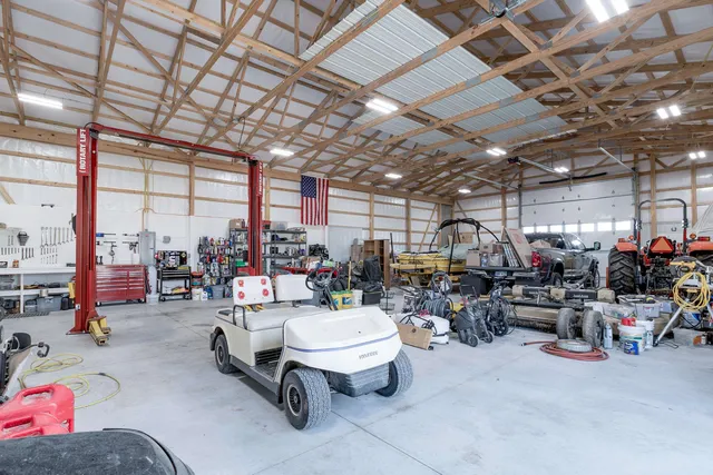 $695,000 | 8527 Highway 196, Whitewater, KS 67154