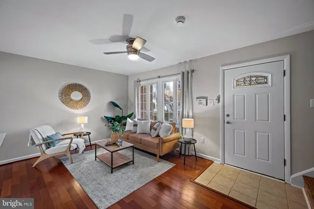 $375,000 | 5533 Green Dory Lane, Columbia, MD 21044