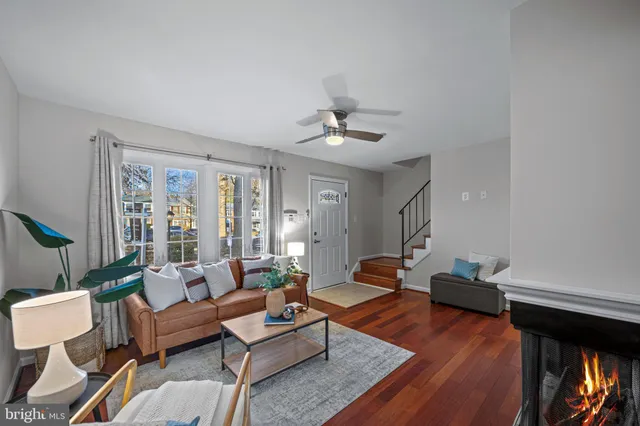 $375,000 | 5533 Green Dory Lane, Columbia, MD 21044