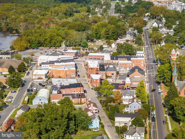 $425,000 | 203 West Market Street, Snow Hill, MD 21863