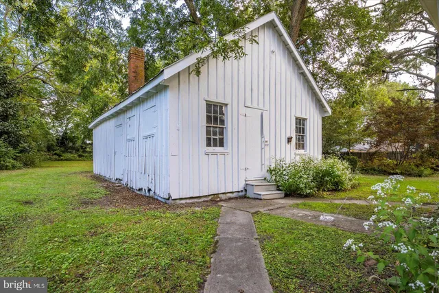 $425,000 | 203 West Market Street, Snow Hill, MD 21863