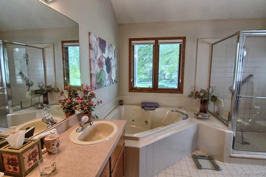 13014 Excalibur Lane Romeo, MI 48065 - Photo 12 of 30 12.jpg