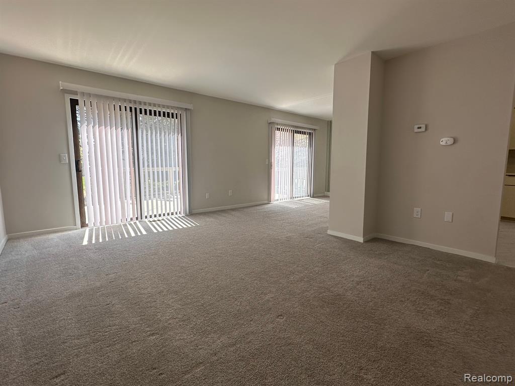 604 Cheshire Court Rochester, MI 48307 - Photo 5 of 38