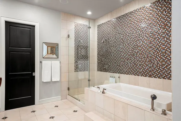 $1,095,000 | 45 Palisades Boulevard, Longview, TX 75605