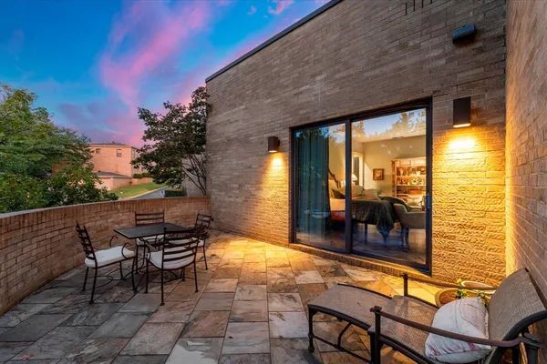 $1,095,000 | 45 Palisades Boulevard, Longview, TX 75605