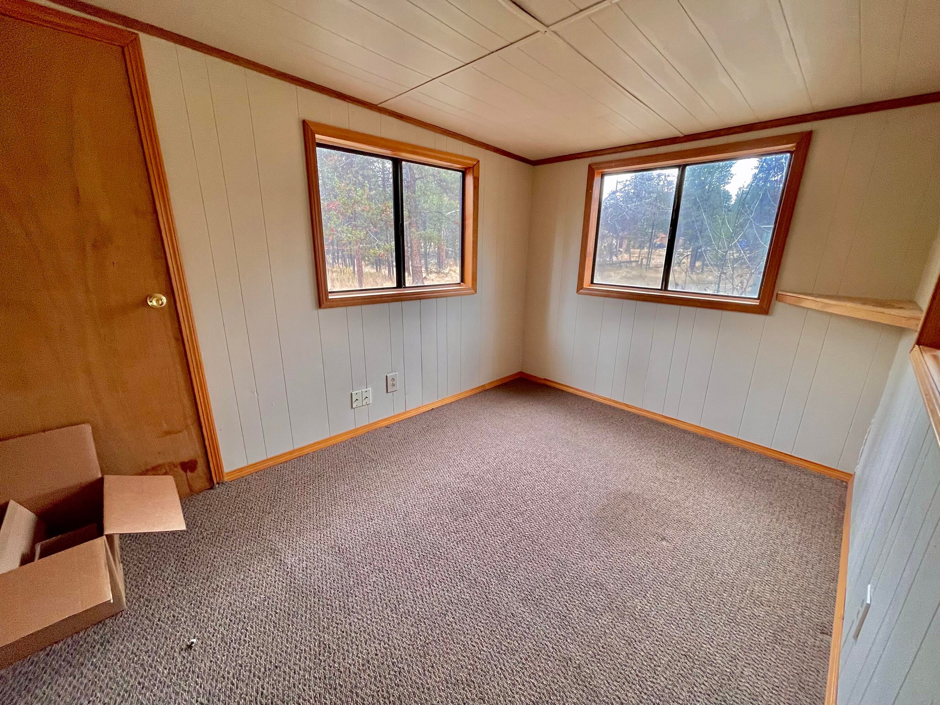 16905 Cagle Road La Pine, OR 97739 - Photo 15 of 23 IMG_3968