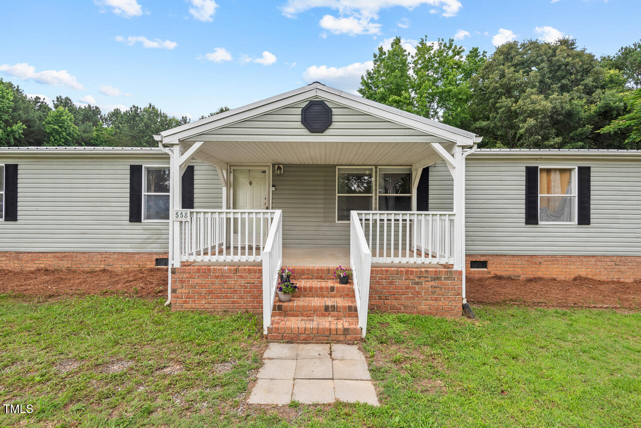 558 Christys Way Roxboro, NC 27574 - Photo 3 of 30 04