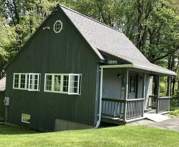 $610,000 | 260 Ward Hill Road, Phillipston, MA 01331