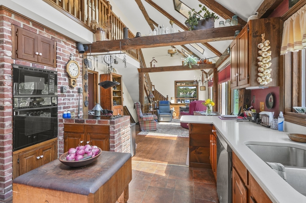 260 Ward Hill Road Phillipston, MA 01331 - Photo 6 of 42