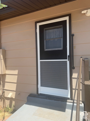 527 Palisade Drive Moab, UT 84532 - Photo 46 of 51 View of new exterior door