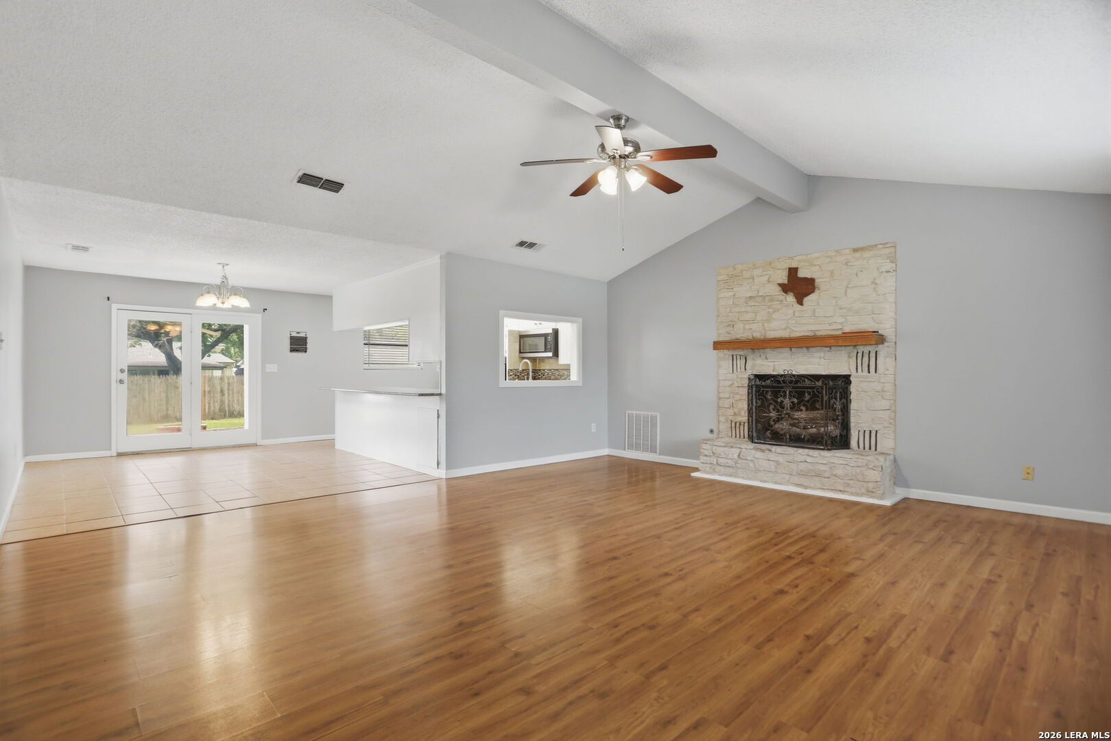 303 Castle Court Converse, TX 78109 - Photo 8 of 28