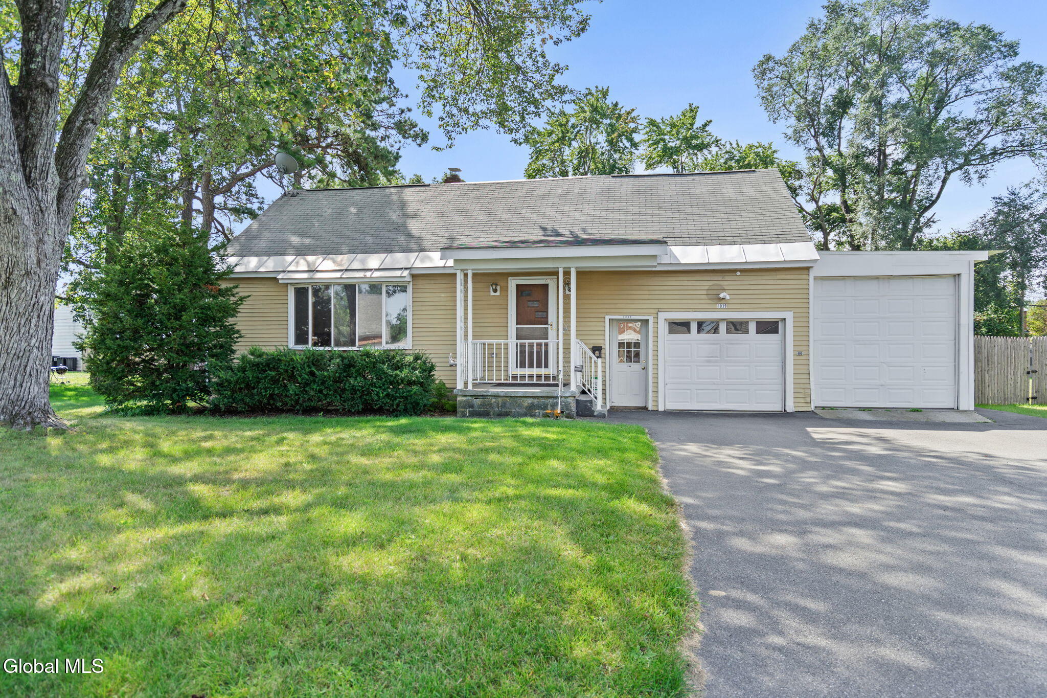 1039 Bill Road Rotterdam, NY 12303 - Photo 2 of 30 2-web-or-mls-1039-bill-rd