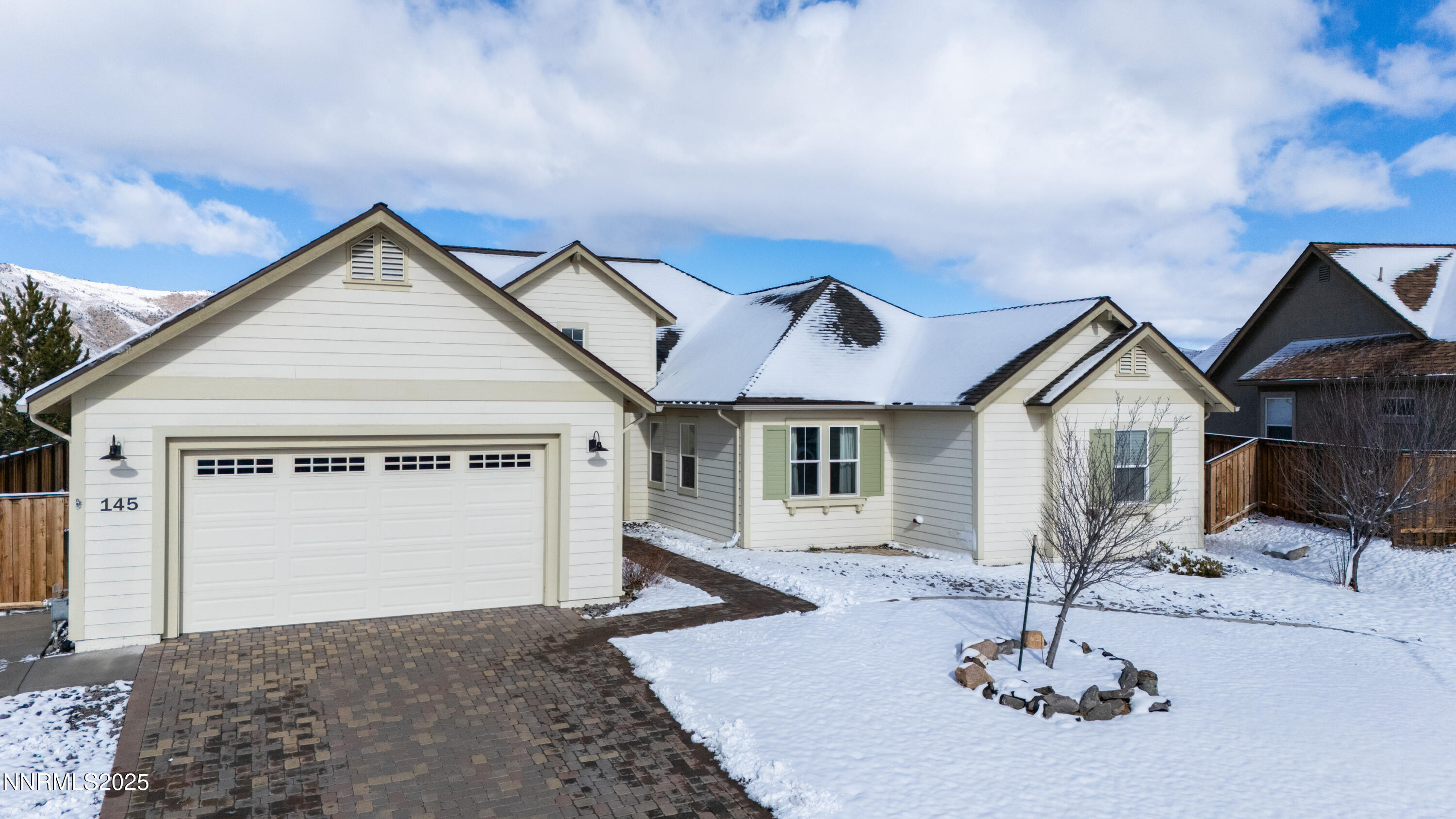 a house view with a outdoor space