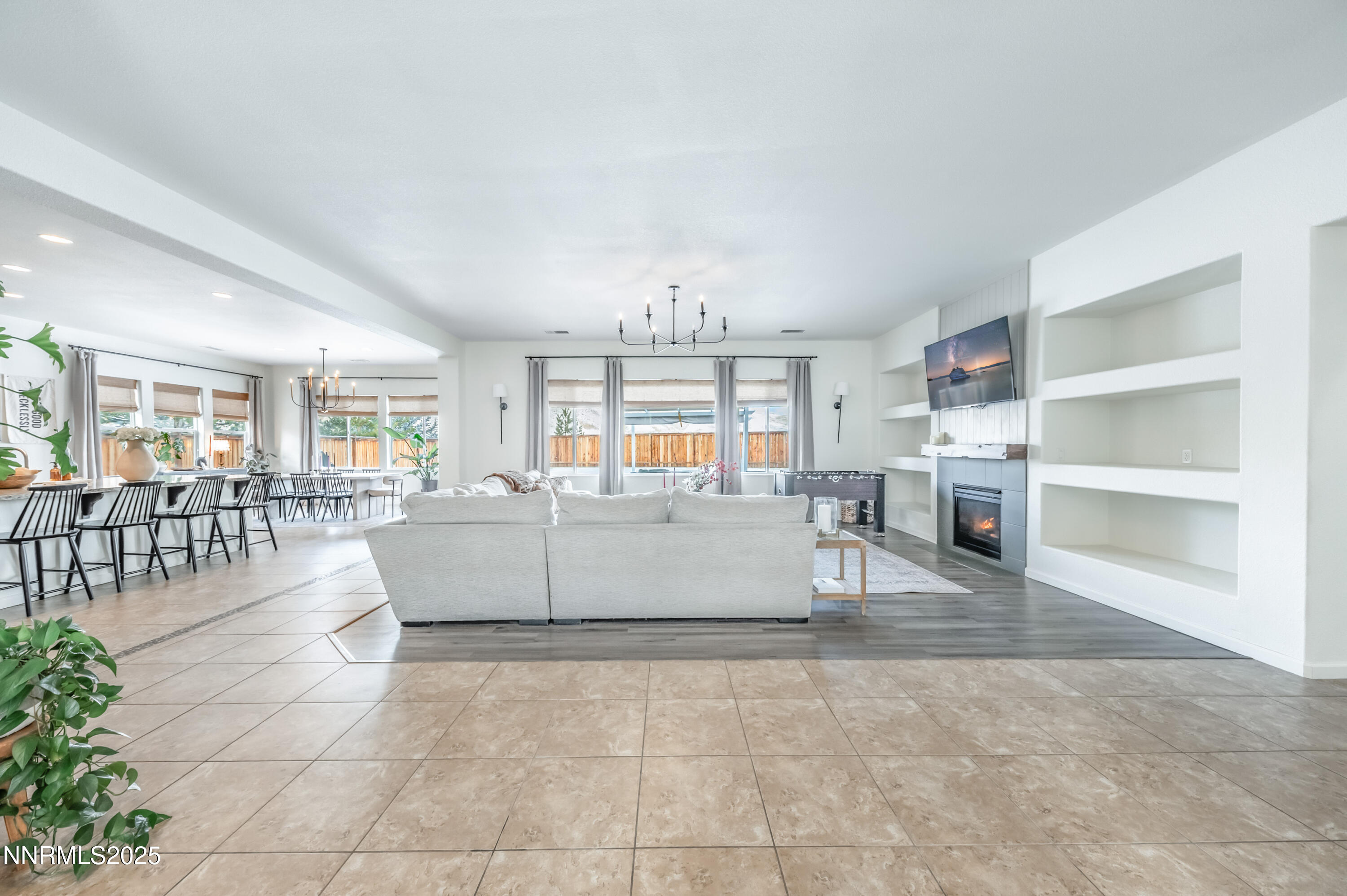 145 Horizon Ridge Road Sparks, NV 89441 - Photo 5 of 50 Horizon-1020