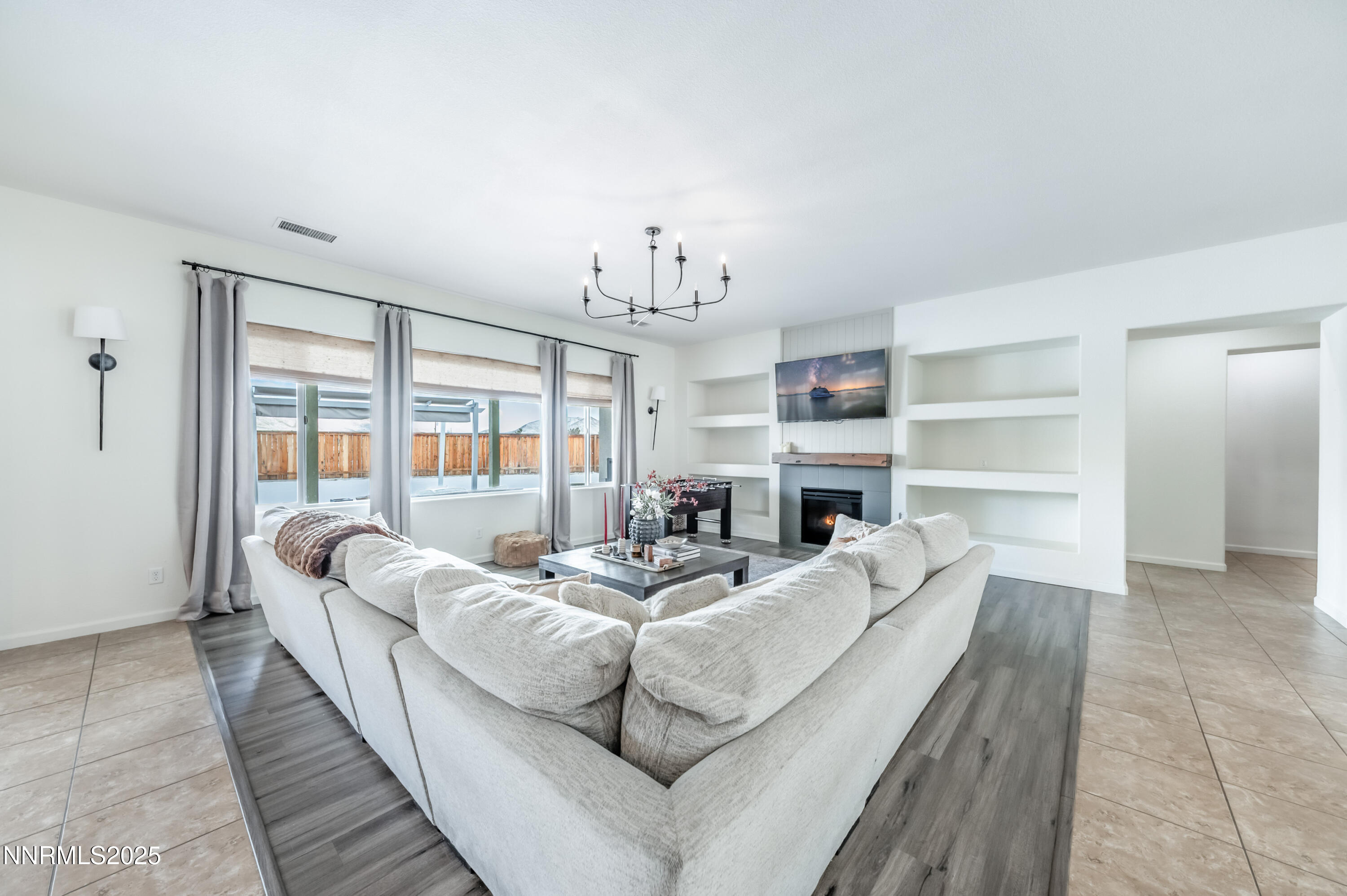 145 Horizon Ridge Road Sparks, NV 89441 - Photo 6 of 50 Horizon-1021