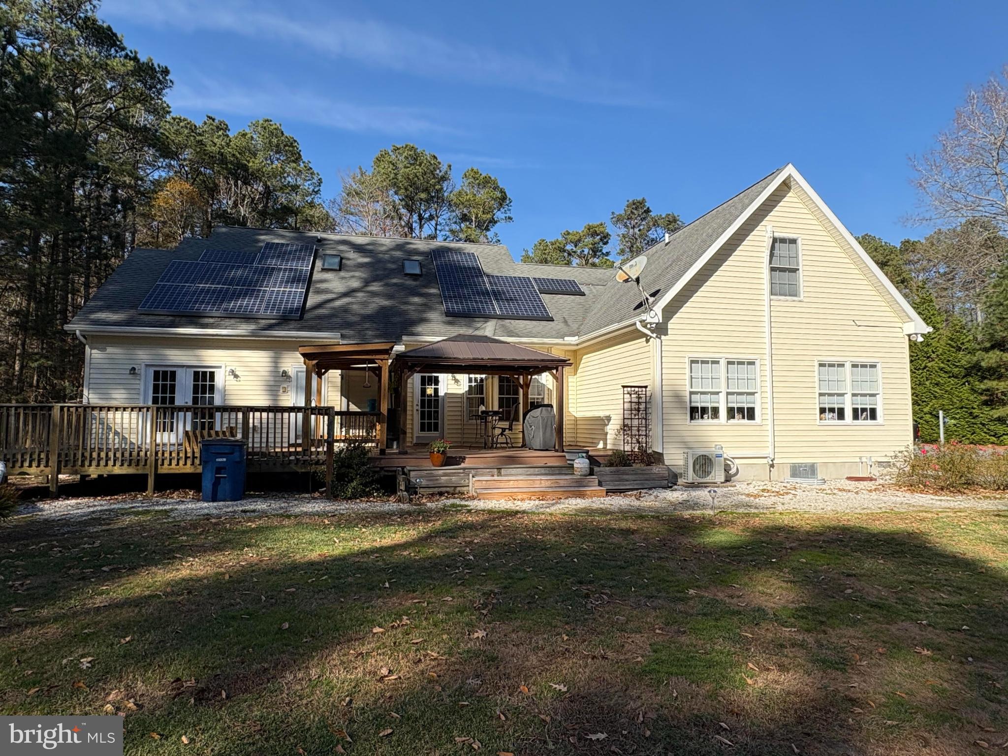 7395 Cherry Walk Road Hebron, MD 21830 - Photo 6 of 61 a big room with table and chairs