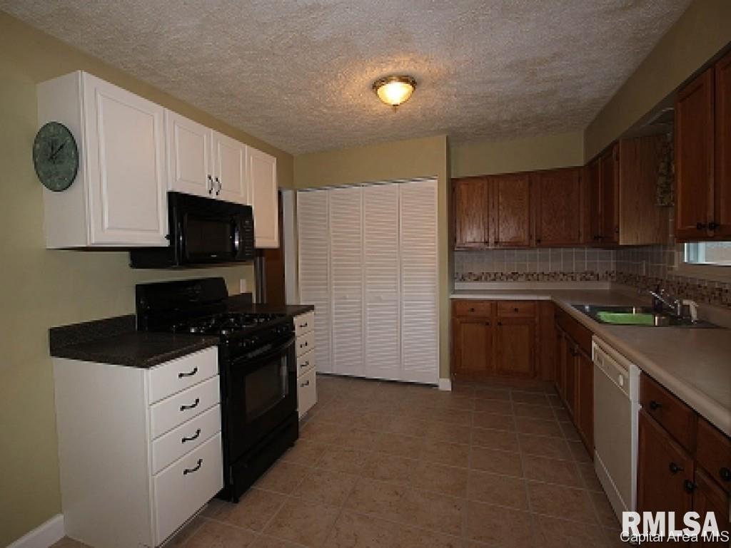 2532 Sandgate Road Springfield, IL 62702 - Photo 7 of 17