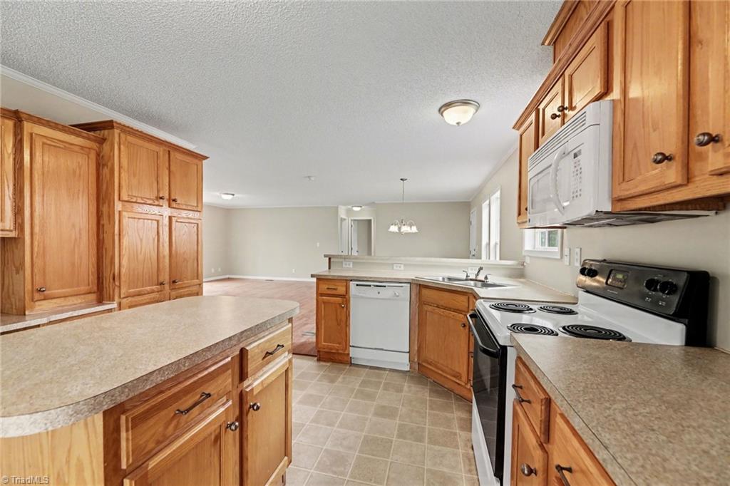 6670 Bonlee Road Bear Creek, NC 27344 - Photo 11 of 33