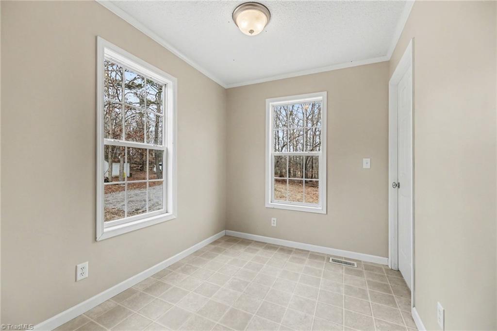 6670 Bonlee Road Bear Creek, NC 27344 - Photo 13 of 33