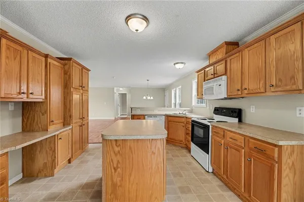 $375,000 | 6670 Bonlee Road, Bear Creek, NC 27344