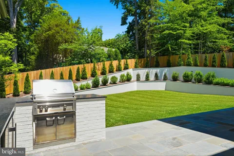 $5,295,000 | 6008 Oakdale Road, McLean, VA 22101
