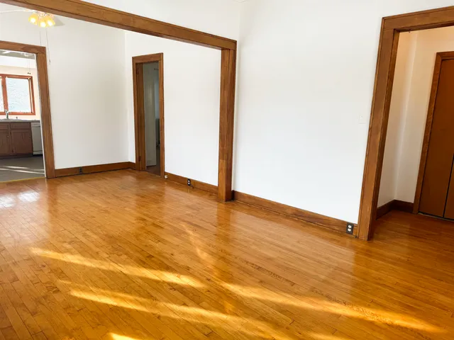 $1,700 | 315 3rd Avenue East, Washburn, WI 54891