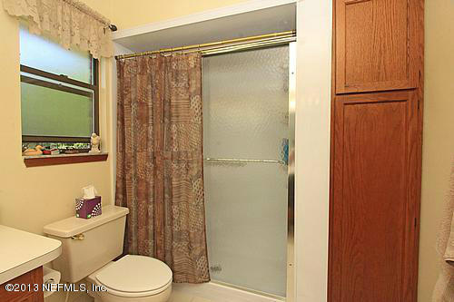 12634 Brady Road Jacksonville, FL 32223 - Photo 17 of 29 Master bath 2