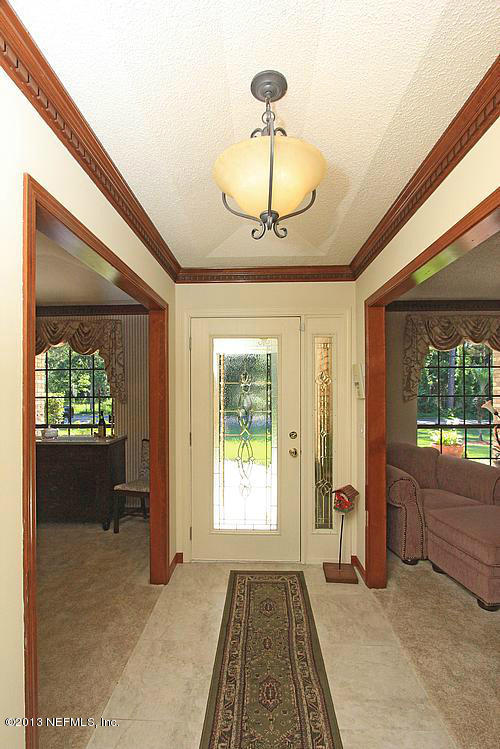12634 Brady Road Jacksonville, FL 32223 - Photo 3 of 29 Entry foyer