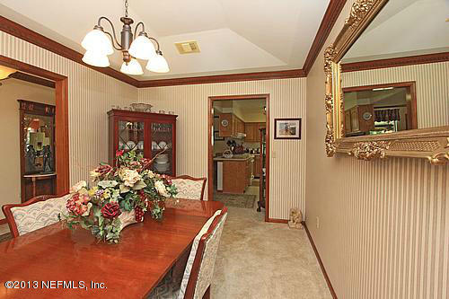 12634 Brady Road Jacksonville, FL 32223 - Photo 5 of 29 Dining room 2