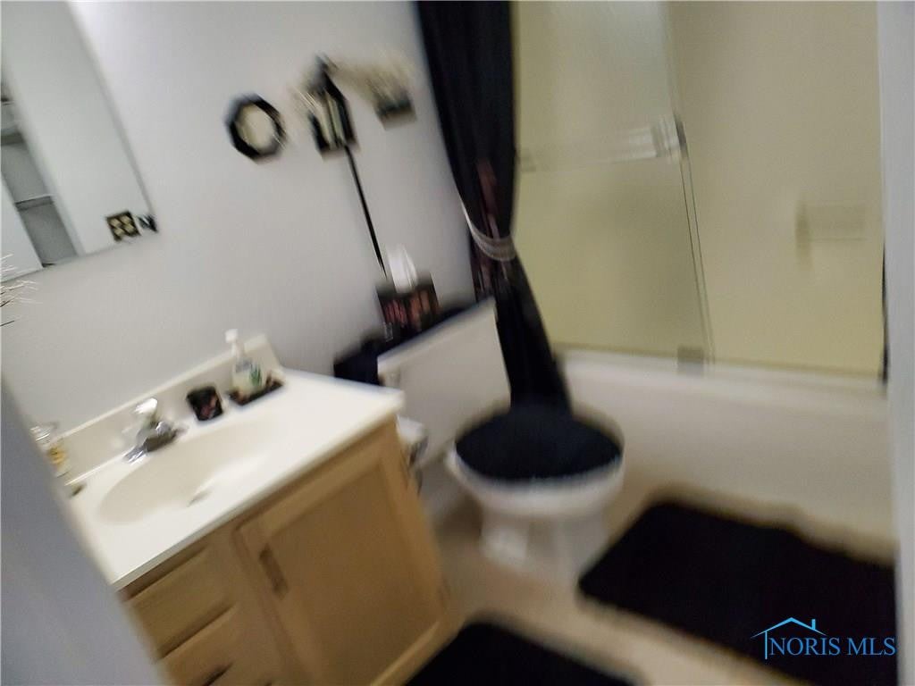 701 Burr Road, Unit 4 Wauseon, OH 43567 - Photo 11 of 17 Gallery Image 11