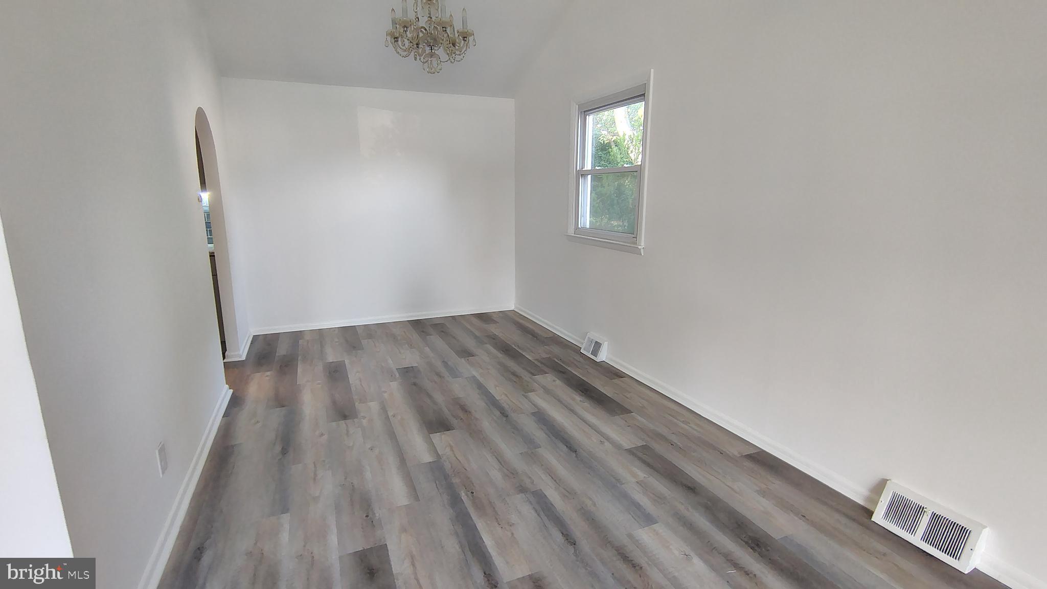 574 Remsen Road Philadelphia, PA 19115 - Photo 6 of 22 Dining area