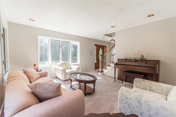 3 Apple Blossom Road Andover, MA 01810 - Photo 12 of 30 Gallery Image 12