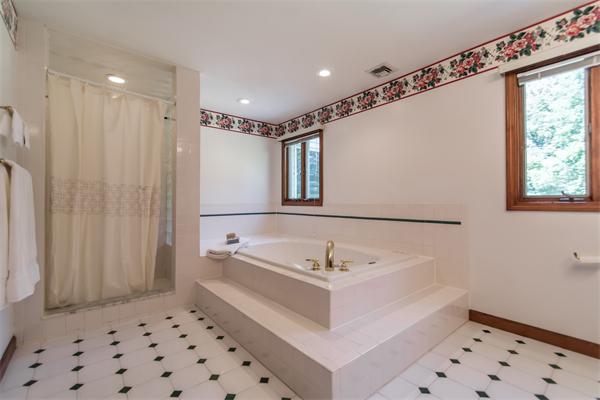 3 Apple Blossom Road Andover, MA 01810 - Photo 20 of 30 Gallery Image 20