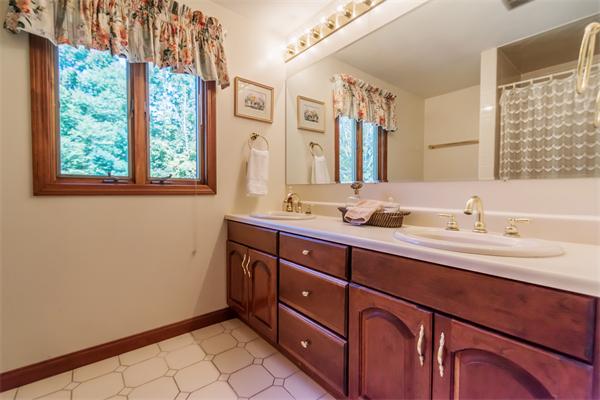 3 Apple Blossom Road Andover, MA 01810 - Photo 25 of 30 Gallery Image 25