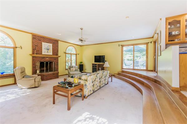 3 Apple Blossom Road Andover, MA 01810 - Photo 8 of 30 Gallery Image 8