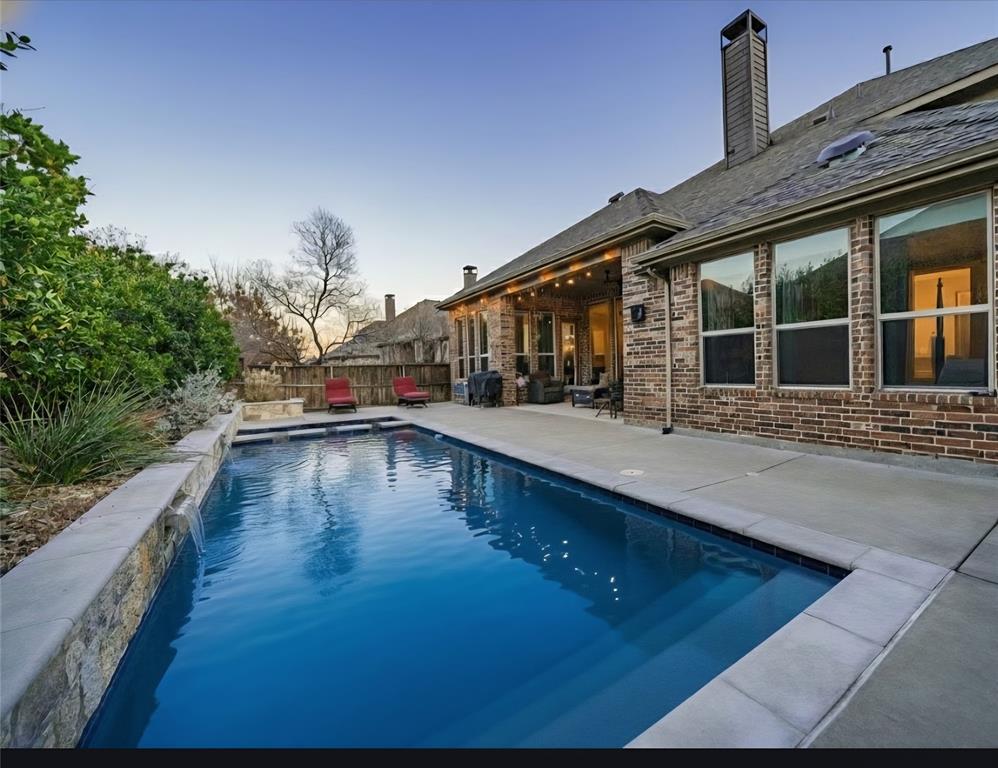 944 Highpoint Way Roanoke, TX 76262 - Photo 2 of 26