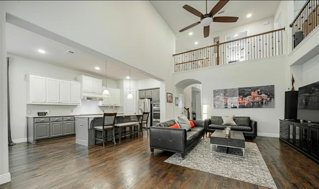 944 Highpoint Way Roanoke, TX 76262 - Photo 7 of 26