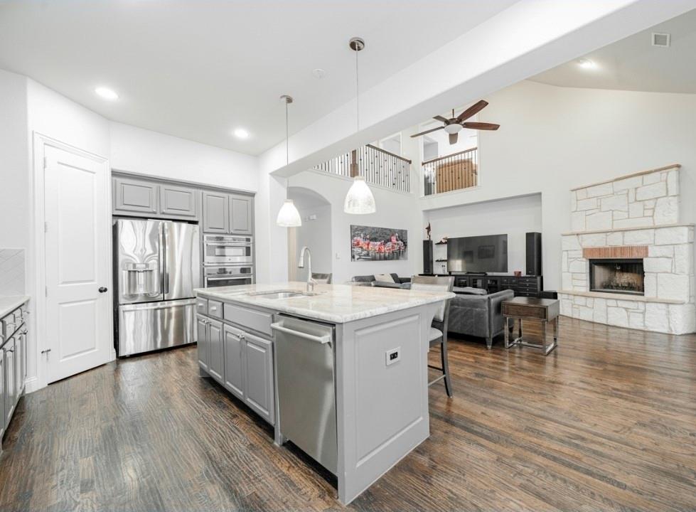944 Highpoint Way Roanoke, TX 76262 - Photo 9 of 26