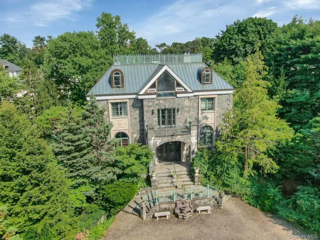 $5,250,000 | 5440 Independence Avenue | North Riverdale