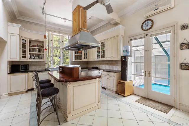 $5,250,000 | 5440 Independence Avenue | North Riverdale