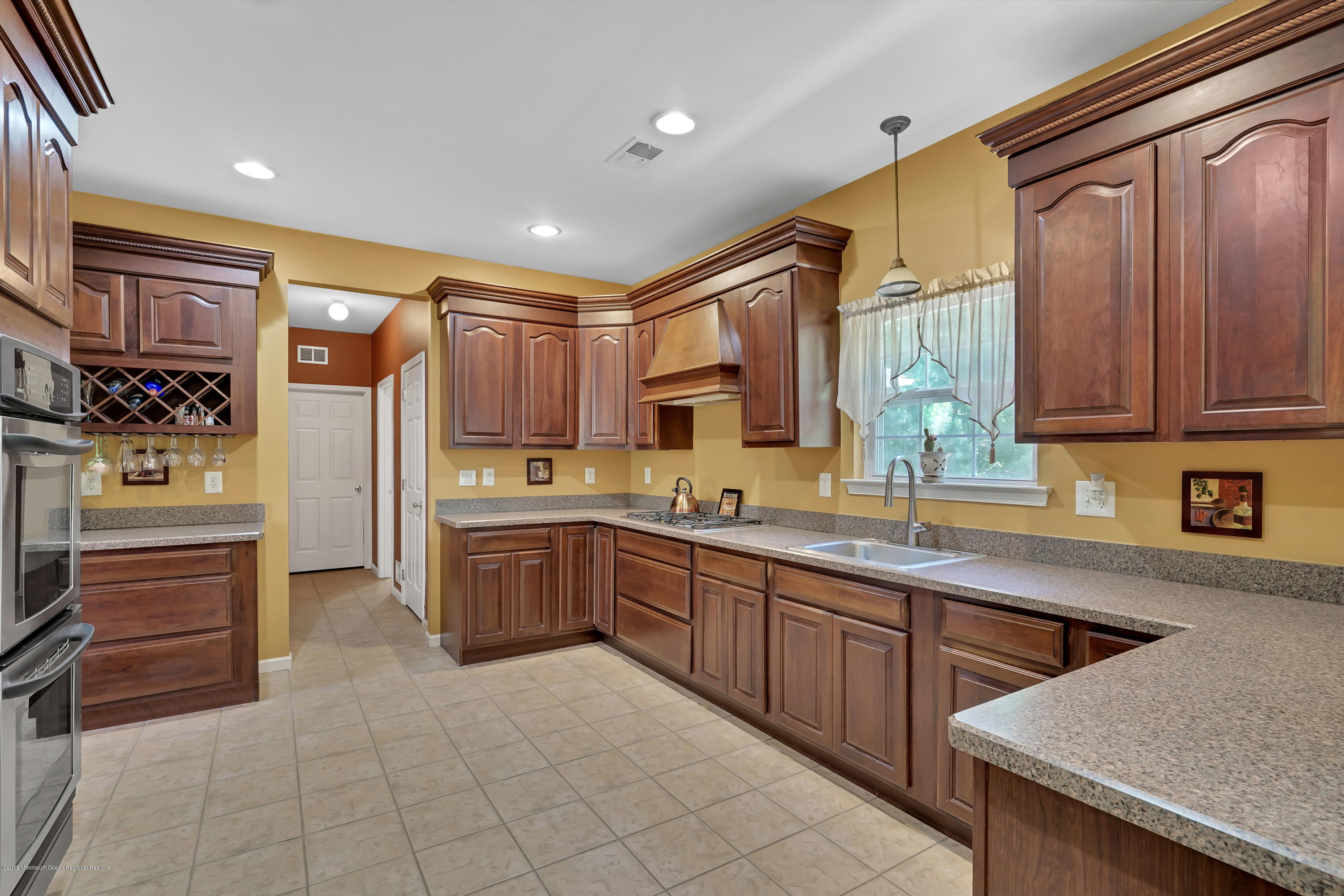1016 Aumack Road Jackson, NJ 08527 - Photo 25 of 57 023_dsc03215