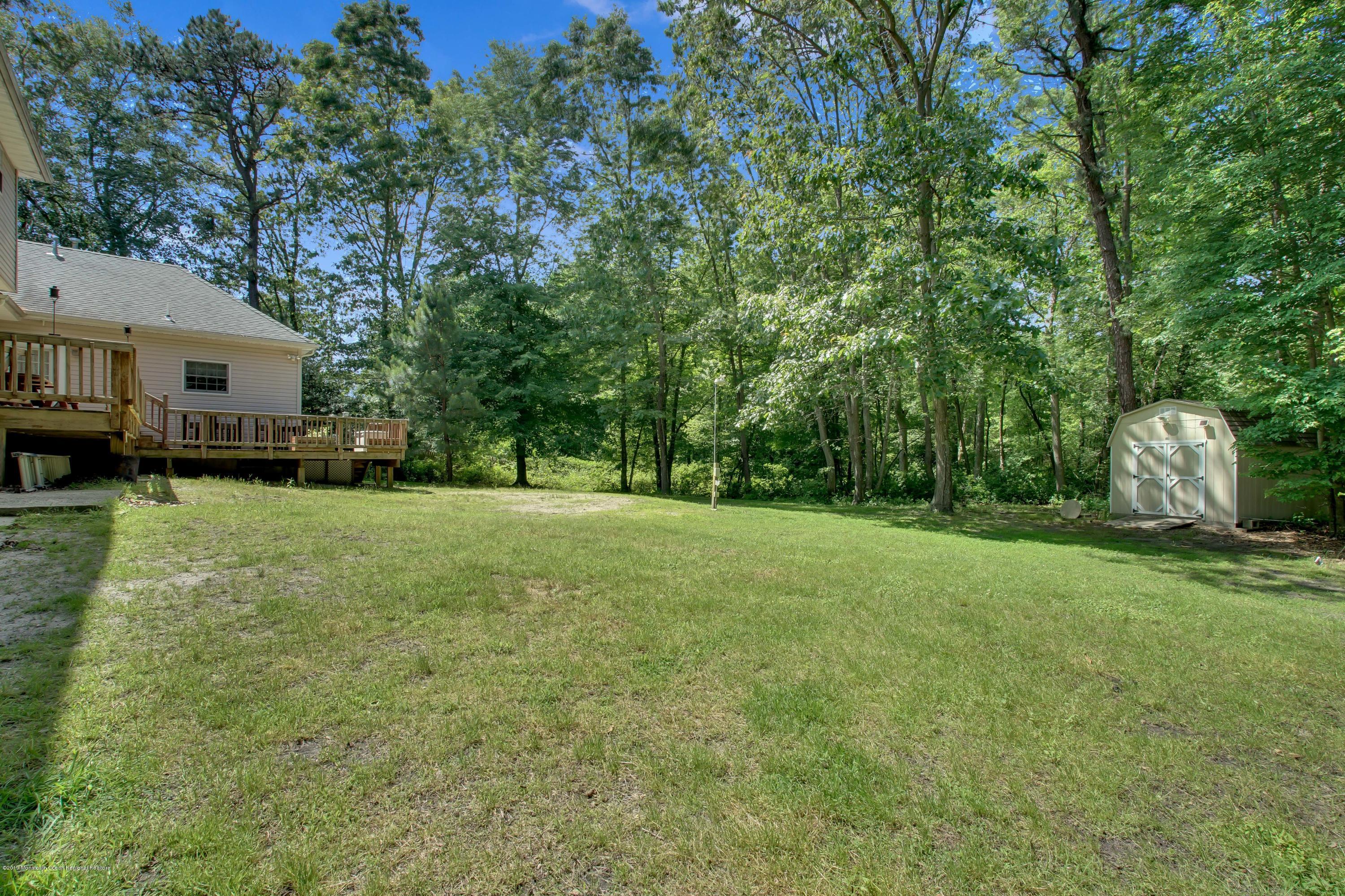 1016 Aumack Road Jackson, NJ 08527 - Photo 52 of 57 050_dsc03105