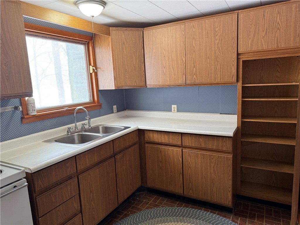 7557 East Port Bay Road Wolcott, NY 14590 - Photo 3 of 15