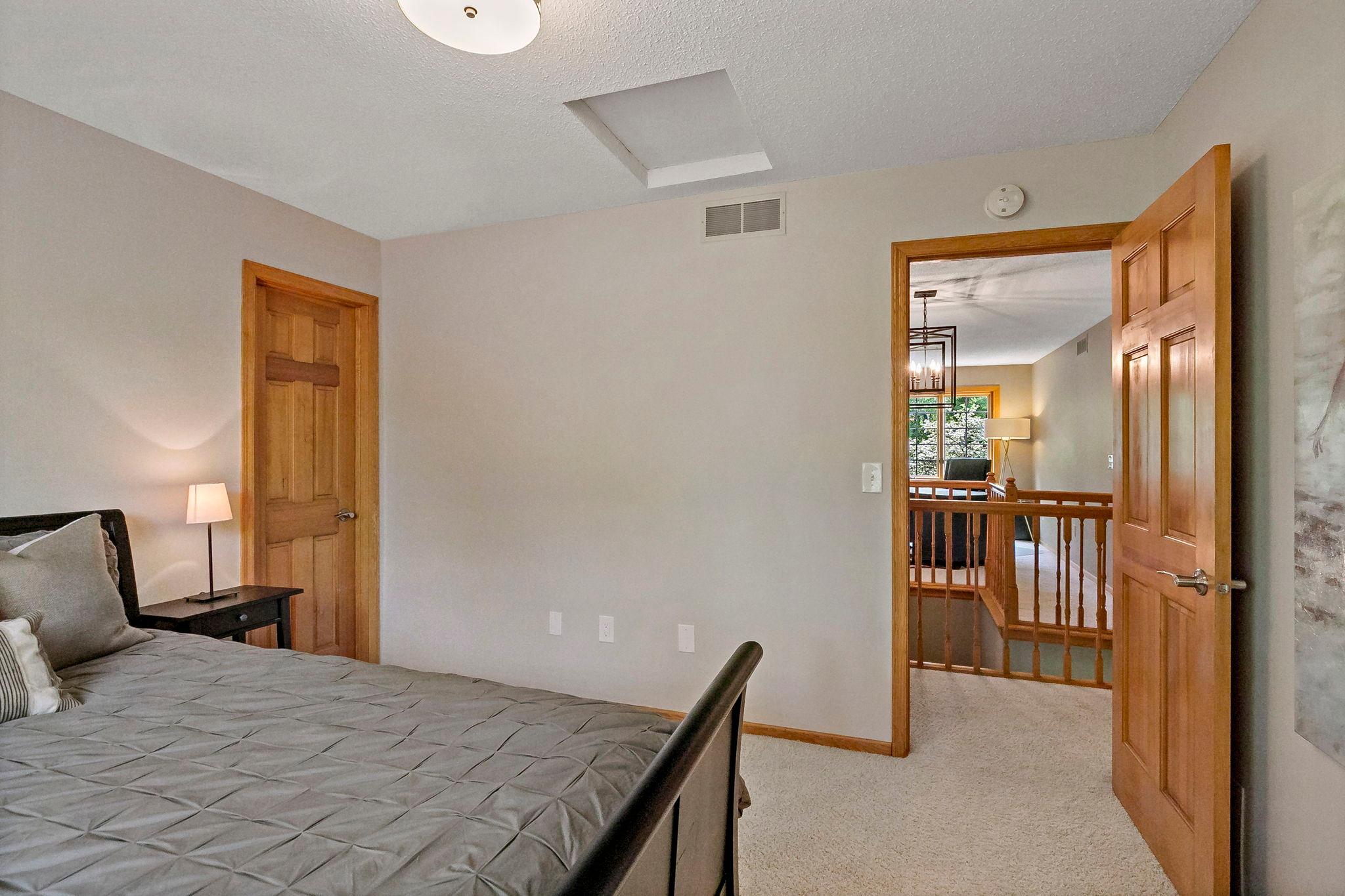 8879 Sylvan Ridge Eden Prairie, MN 55347 - Photo 41 of 49