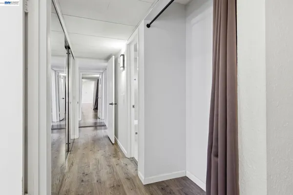 $399,000 | 300 North Civic Drive, Unit 402, Walnut Creek, CA 94596