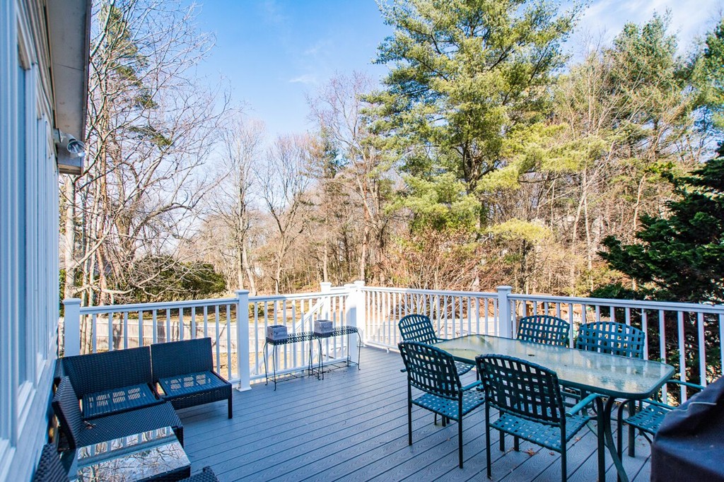 20 Surrey Lane Needham, MA 02492 - Photo 29 of 30 Gallery Image 29